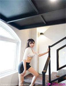 《我草你妈》