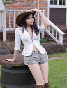 《爸爸的四个女儿》